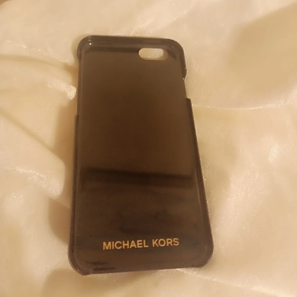 Michael Kors iPhone 6 gold black snap on case animal print style